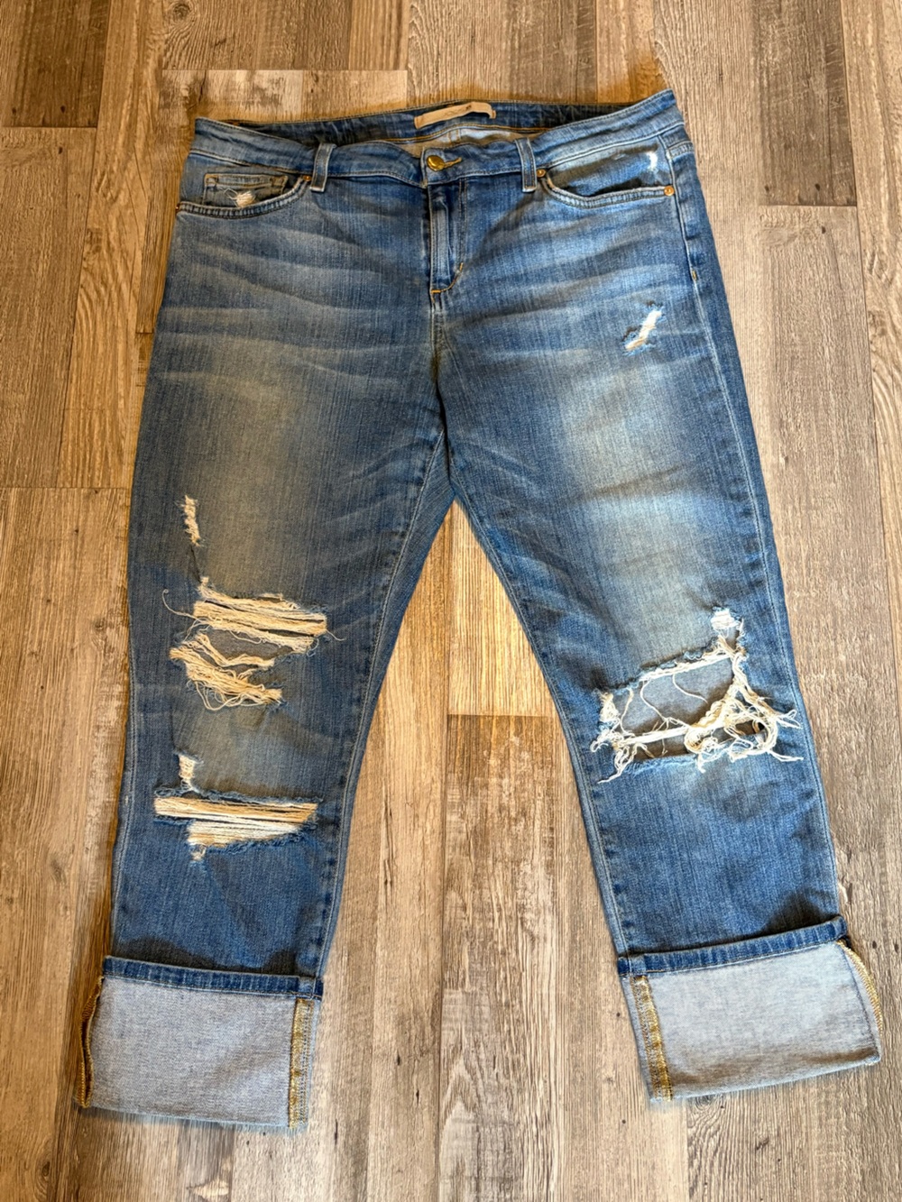 Joe's Jeans Women's Relaxed Distressed Blue Denim - Rolled Hem